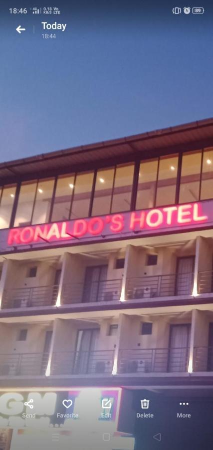 Ronaldos Old Goa Hotel Panaji Exterior foto